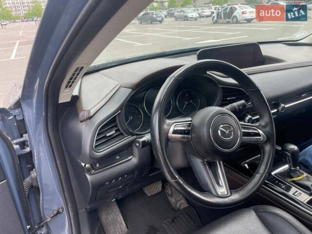Серый Мазда CX-30, объемом двигателя 2.5 л и пробегом 49 тыс. км за 21900 $, фото 46 на Automoto.ua