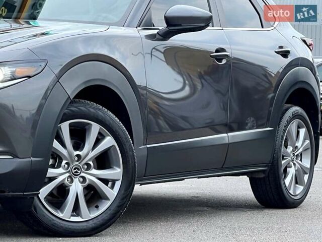 Серый Мазда CX-30, объемом двигателя 2.5 л и пробегом 49 тыс. км за 20800 $, фото 10 на Automoto.ua