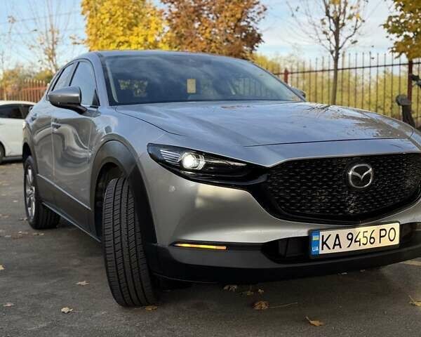 Серый Мазда CX-30, объемом двигателя 2.5 л и пробегом 123 тыс. км за 18900 $, фото 6 на Automoto.ua