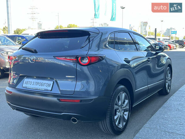 Серый Мазда CX-30, объемом двигателя 2 л и пробегом 40 тыс. км за 25234 $, фото 5 на Automoto.ua