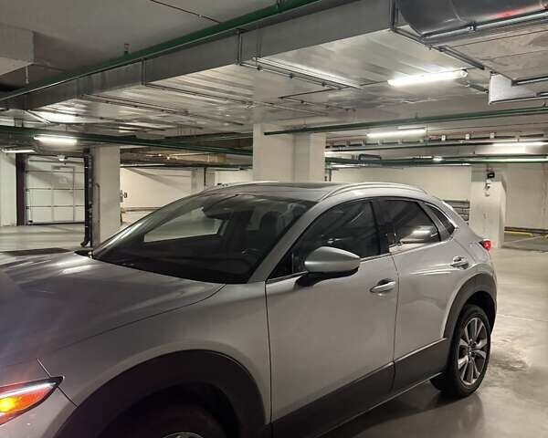 Серый Мазда CX-30, объемом двигателя 2.49 л и пробегом 64 тыс. км за 22500 $, фото 5 на Automoto.ua