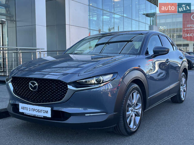 Серый Мазда CX-30, объемом двигателя 2 л и пробегом 40 тыс. км за 25234 $, фото 1 на Automoto.ua