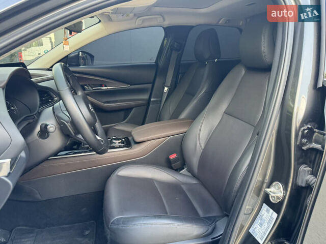 Серый Мазда CX-30, объемом двигателя 2.5 л и пробегом 51 тыс. км за 19500 $, фото 37 на Automoto.ua