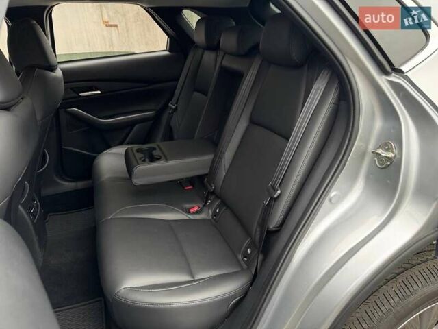 Серый Мазда CX-30, объемом двигателя 2.49 л и пробегом 62 тыс. км за 22490 $, фото 12 на Automoto.ua