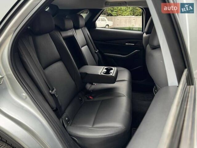 Серый Мазда CX-30, объемом двигателя 2.49 л и пробегом 62 тыс. км за 22490 $, фото 13 на Automoto.ua
