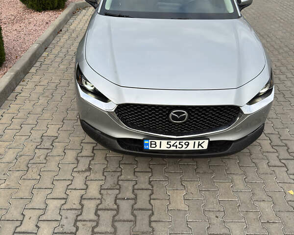 Серый Мазда CX-30, объемом двигателя 2.49 л и пробегом 40 тыс. км за 20300 $, фото 4 на Automoto.ua