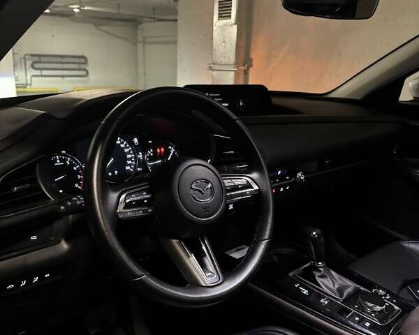 Серый Мазда CX-30, объемом двигателя 2.49 л и пробегом 64 тыс. км за 22500 $, фото 12 на Automoto.ua