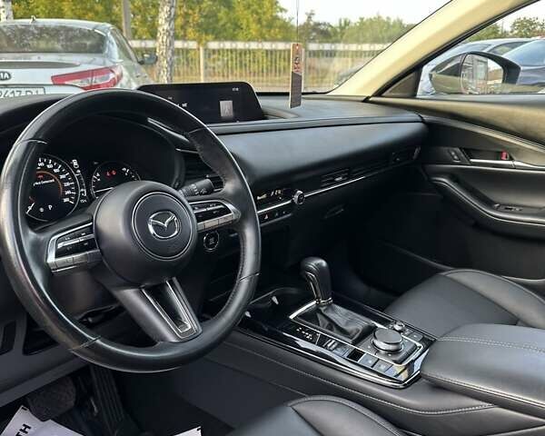 Серый Мазда CX-30, объемом двигателя 2.5 л и пробегом 100 тыс. км за 20800 $, фото 1 на Automoto.ua