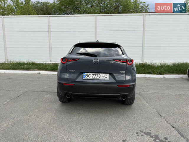 Серый Мазда CX-30, объемом двигателя 2.5 л и пробегом 36 тыс. км за 26000 $, фото 4 на Automoto.ua