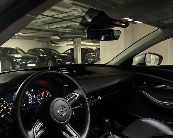 Серый Мазда CX-30, объемом двигателя 2.49 л и пробегом 64 тыс. км за 22500 $, фото 16 на Automoto.ua