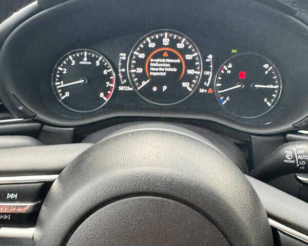 Серый Мазда CX-30, объемом двигателя 2.49 л и пробегом 94 тыс. км за 22000 $, фото 8 на Automoto.ua