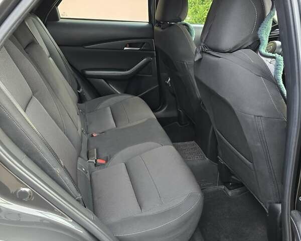 Серый Мазда CX-30, объемом двигателя 2 л и пробегом 5 тыс. км за 19900 $, фото 19 на Automoto.ua