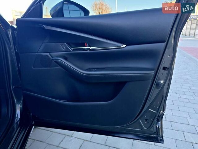 Серый Мазда CX-30, объемом двигателя 2.5 л и пробегом 41 тыс. км за 19850 $, фото 46 на Automoto.ua