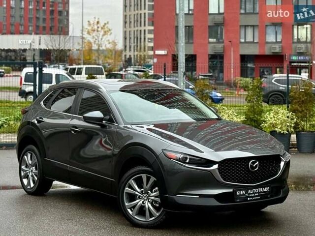 Серый Мазда CX-30, объемом двигателя 2.5 л и пробегом 28 тыс. км за 21900 $, фото 1 на Automoto.ua