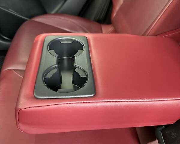 Серый Мазда CX-30, объемом двигателя 2.49 л и пробегом 56 тыс. км за 21100 $, фото 33 на Automoto.ua