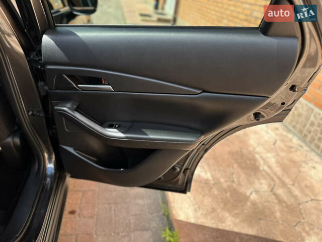 Сірий Мазда CX-30, об'ємом двигуна 2.5 л та пробігом 67 тис. км за 19800 $, фото 11 на Automoto.ua