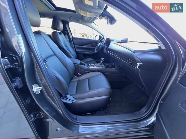 Серый Мазда CX-30, объемом двигателя 2.5 л и пробегом 41 тыс. км за 19850 $, фото 47 на Automoto.ua