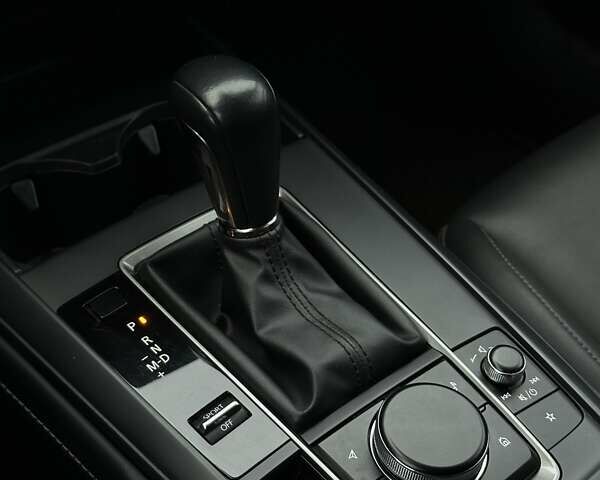 Серый Мазда CX-30, объемом двигателя 2.49 л и пробегом 103 тыс. км за 23000 $, фото 17 на Automoto.ua