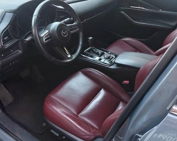 Сірий Мазда CX-30, об'ємом двигуна 2.49 л та пробігом 37 тис. км за 21700 $, фото 23 на Automoto.ua