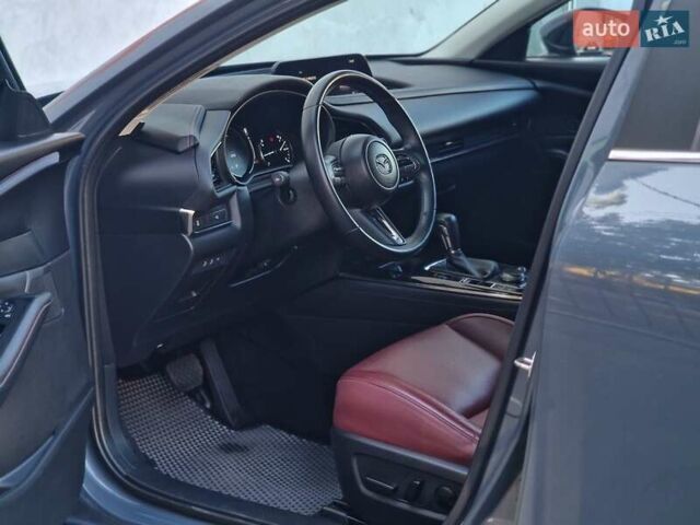 Серый Мазда CX-30, объемом двигателя 2.5 л и пробегом 60 тыс. км за 25990 $, фото 40 на Automoto.ua