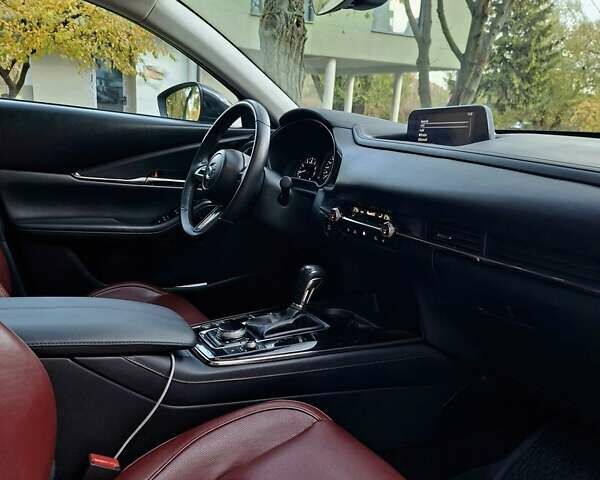 Сірий Мазда CX-30, об'ємом двигуна 2.49 л та пробігом 39 тис. км за 22900 $, фото 10 на Automoto.ua