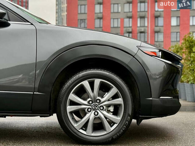 Серый Мазда CX-30, объемом двигателя 2.5 л и пробегом 28 тыс. км за 21900 $, фото 12 на Automoto.ua