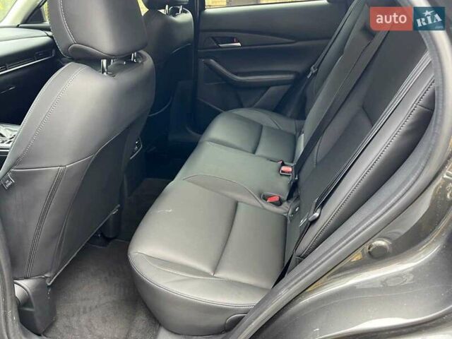 Серый Мазда CX-30, объемом двигателя 2.5 л и пробегом 29 тыс. км за 20990 $, фото 20 на Automoto.ua