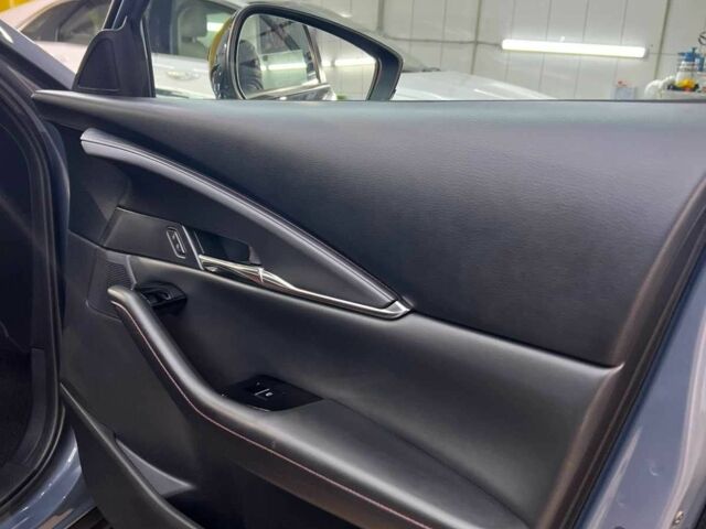 Серый Мазда CX-30, объемом двигателя 2.5 л и пробегом 41 тыс. км за 24200 $, фото 20 на Automoto.ua