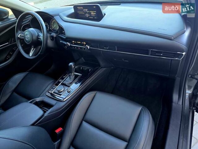 Серый Мазда CX-30, объемом двигателя 2.5 л и пробегом 41 тыс. км за 19850 $, фото 50 на Automoto.ua