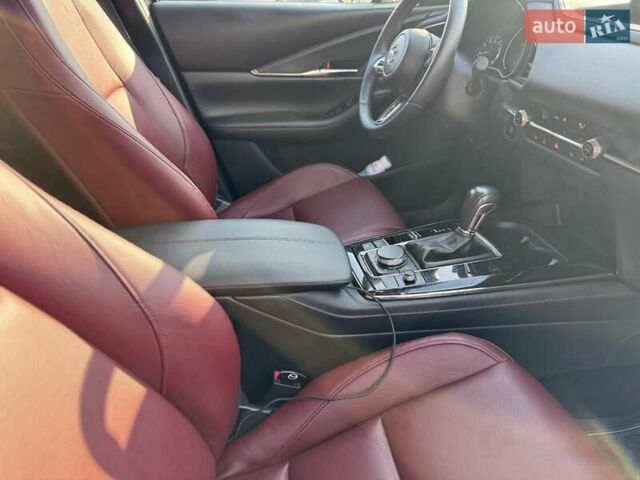 Серый Мазда CX-30, объемом двигателя 2.5 л и пробегом 63 тыс. км за 20300 $, фото 15 на Automoto.ua