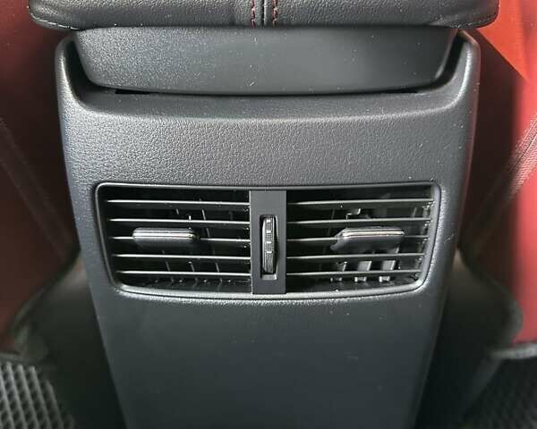 Серый Мазда CX-30, объемом двигателя 2.49 л и пробегом 56 тыс. км за 21100 $, фото 35 на Automoto.ua