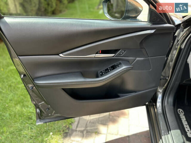 Сірий Мазда CX-30, об'ємом двигуна 2.5 л та пробігом 67 тис. км за 19800 $, фото 7 на Automoto.ua