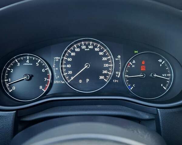 Сірий Мазда CX-30, об'ємом двигуна 2.49 л та пробігом 39 тис. км за 22900 $, фото 16 на Automoto.ua