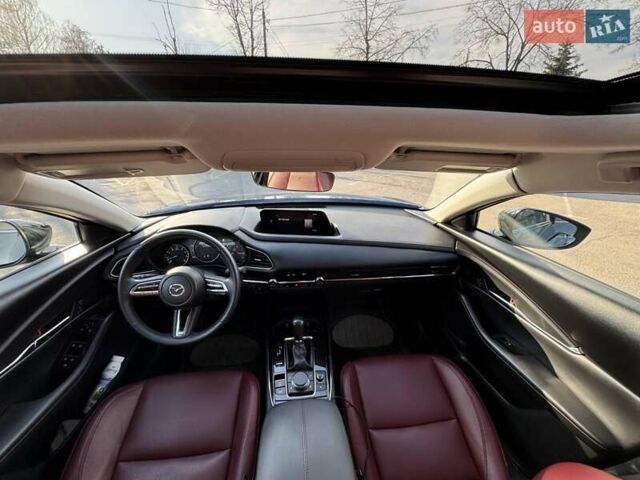 Серый Мазда CX-30, объемом двигателя 2.5 л и пробегом 63 тыс. км за 20300 $, фото 13 на Automoto.ua