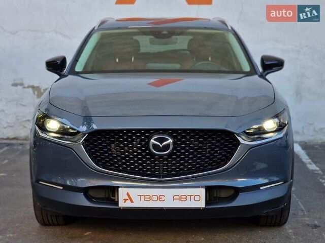 Серый Мазда CX-30, объемом двигателя 2.5 л и пробегом 60 тыс. км за 25990 $, фото 2 на Automoto.ua