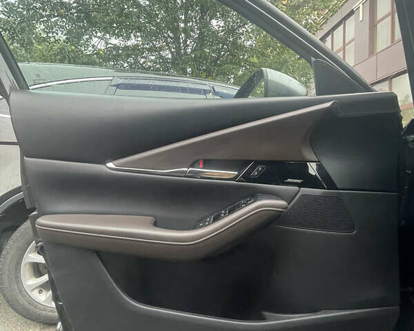 Сірий Мазда CX-30, об'ємом двигуна 2.49 л та пробігом 44 тис. км за 24000 $, фото 16 на Automoto.ua