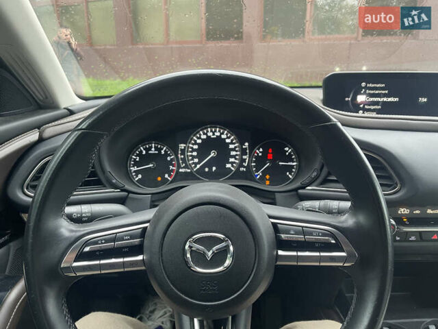 Сірий Мазда CX-30, об'ємом двигуна 2.49 л та пробігом 44 тис. км за 24000 $, фото 12 на Automoto.ua