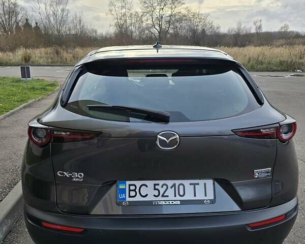 Серый Мазда CX-30, объемом двигателя 2 л и пробегом 5 тыс. км за 19900 $, фото 4 на Automoto.ua