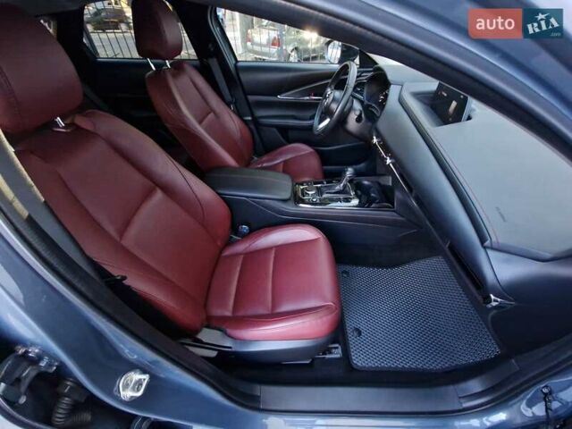 Серый Мазда CX-30, объемом двигателя 2.5 л и пробегом 60 тыс. км за 25990 $, фото 45 на Automoto.ua