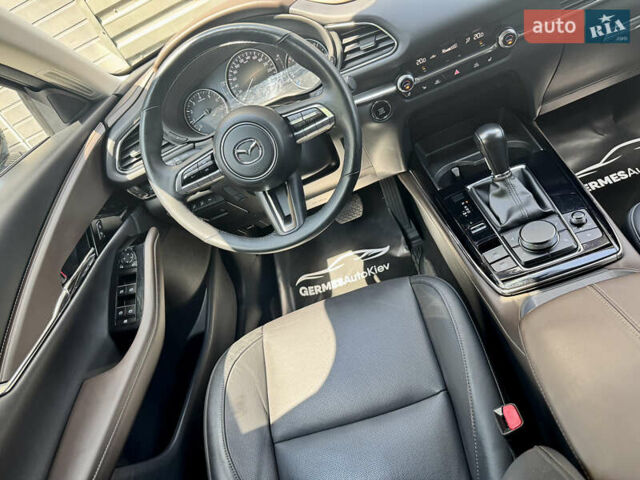 Серый Мазда CX-30, объемом двигателя 0 л и пробегом 36 тыс. км за 24900 $, фото 15 на Automoto.ua