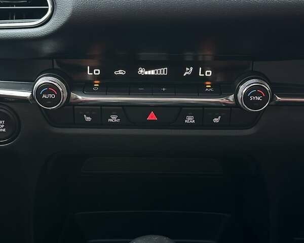 Серый Мазда CX-30, объемом двигателя 2.49 л и пробегом 56 тыс. км за 21100 $, фото 39 на Automoto.ua