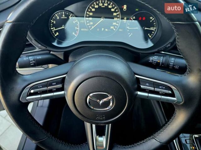 Серый Мазда CX-30, объемом двигателя 2.5 л и пробегом 41 тыс. км за 19850 $, фото 77 на Automoto.ua