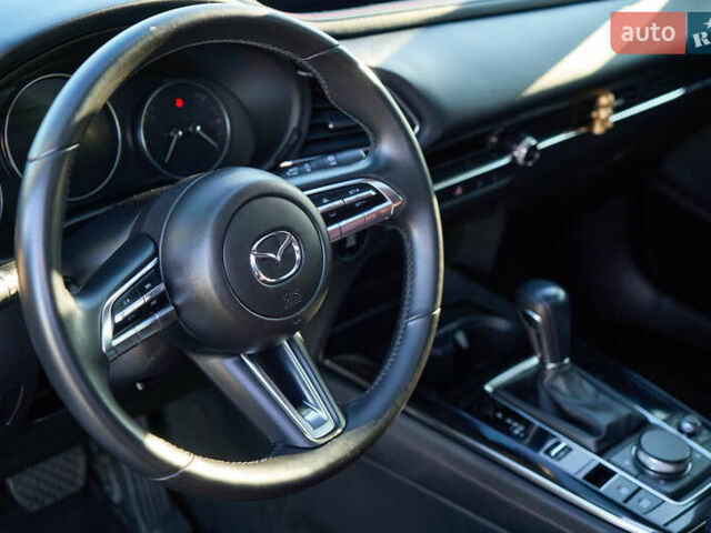 Серый Мазда CX-30, объемом двигателя 2.5 л и пробегом 59 тыс. км за 19999 $, фото 20 на Automoto.ua