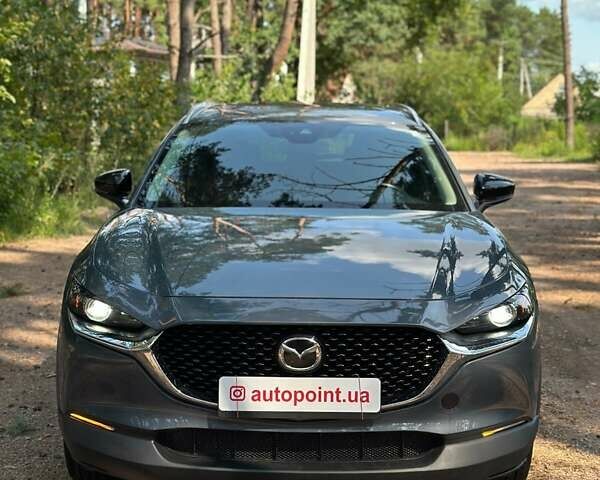 Серый Мазда CX-30, объемом двигателя 2.49 л и пробегом 56 тыс. км за 21100 $, фото 1 на Automoto.ua