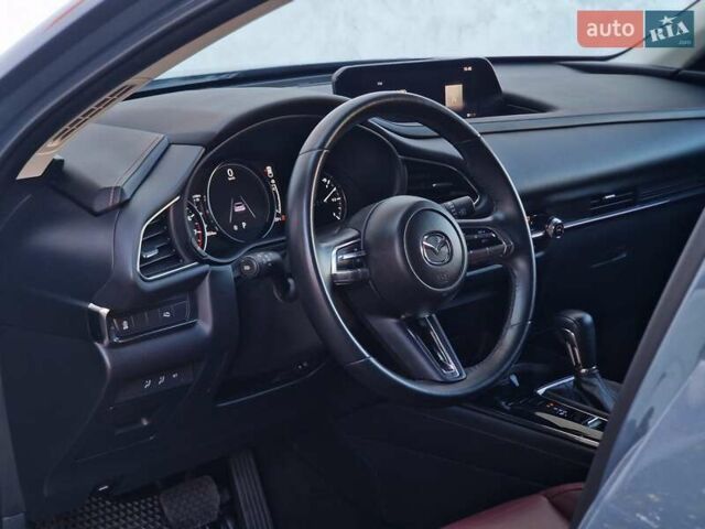 Серый Мазда CX-30, объемом двигателя 2.5 л и пробегом 60 тыс. км за 25990 $, фото 42 на Automoto.ua