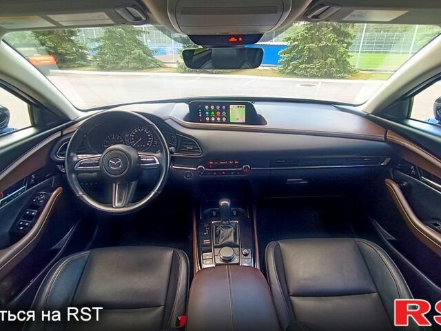 Серый Мазда CX-30, объемом двигателя 2.5 л и пробегом 42 тыс. км за 22500 $, фото 2 на Automoto.ua