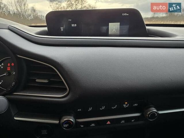 Серый Мазда CX-30, объемом двигателя 2 л и пробегом 5 тыс. км за 19900 $, фото 37 на Automoto.ua