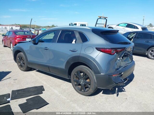 Серый Мазда CX-30, объемом двигателя 2.5 л и пробегом 45 тыс. км за 16500 $, фото 3 на Automoto.ua