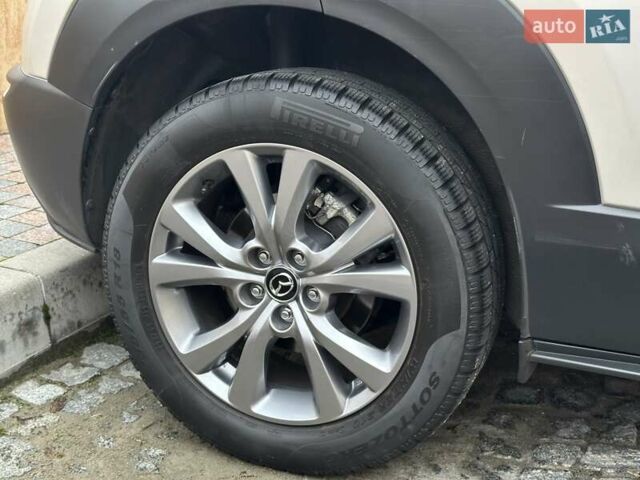 Серый Мазда CX-30, объемом двигателя 2.49 л и пробегом 103 тыс. км за 23000 $, фото 21 на Automoto.ua