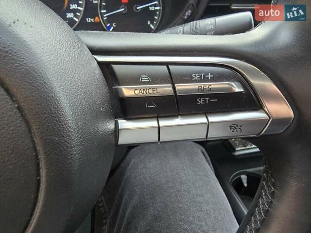 Серый Мазда CX-30, объемом двигателя 2 л и пробегом 5 тыс. км за 19900 $, фото 42 на Automoto.ua